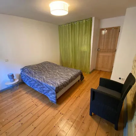 De La Tour De Paradis Ferienhaus Poligny (Jura)